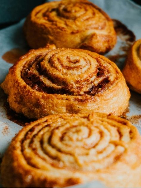 Lekker en snel recept banaan kaneelbroodjes